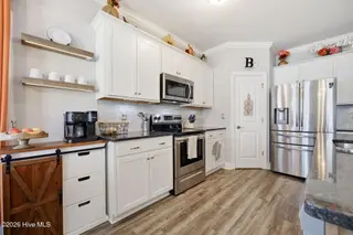 732 Megan Drive, Greenville, NC 27834 – photo 10: Kitchen