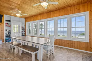 522 Sandy Point Drive, Beaufort, NC 28516 – photo 22: 24-web-or-mls-1S3A7400