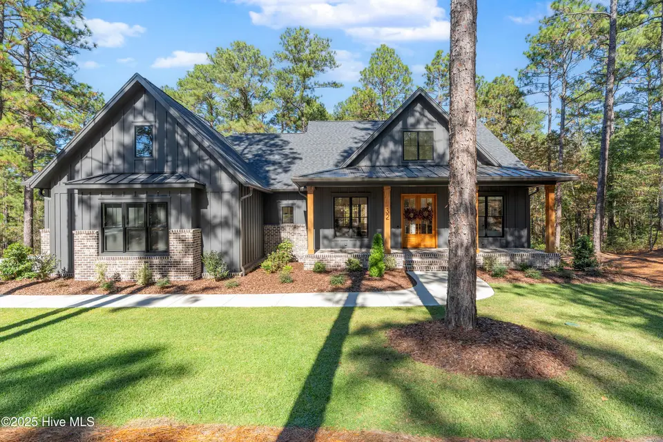 32 Chestertown Drive, Pinehurst, NC 28374 – photo 1 of 46: 32 Chestertown Drive