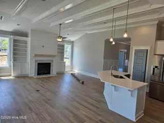 371 Longhill Drive, Wilmington, NC 28412 – photo 3: Great Room/Kitchen