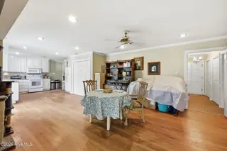 4909 Hermitage Road, Trent Woods, NC 28562 – photo 15: 27-web-or-mls-0C0A5393