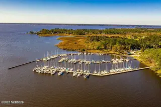 2000 Caracara Drive, New Bern, NC 28560 – photo 12: 20220313012435150302000000-o