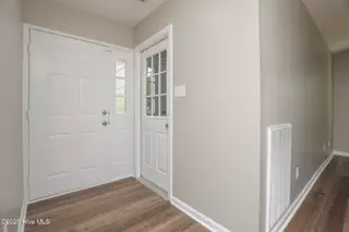 544 Shadowridge Road, Jacksonville, NC 28546 – photo 6: 544 ShadowRidge-17