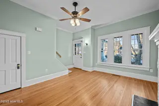 1513 Rhem Avenue, New Bern, NC 28560 – photo 15: living towards front door