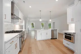8233 Sage Valley Drive, Wilmington, NC 28411 — 5-bedroom home in Porters Neck Plantation, Wilmington, NC, photo 6 of 39