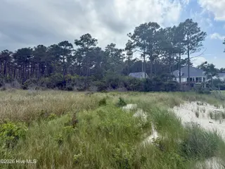 558 Sandy Point Drive, Beaufort, NC 28516 – photo 15: Left side