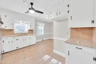 206 Kirkland Drive, Greenville, NC 27858 – photo 19: 206 Kirkwood-18