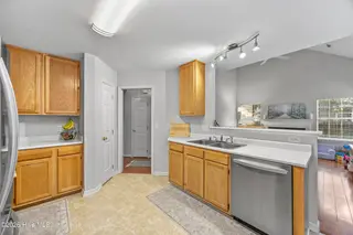 4918 Split Rail Drive, Wilmington, NC 28412 – photo 16: 16_kitchen