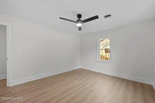 2818 Jefferson Drive, Greenville, NC 27858 – photo 16: 20-web-or-mls-LHV_3784