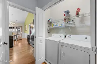 109 Fernie Lane, New Bern, NC 28560 – photo 24: Washer & Dryer convey
