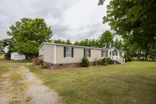 6321 Nc 42 Highway E, Elm City, NC 27822 – photo 2: 6321 Nc 42 Highway E, Elm City, NC 27822