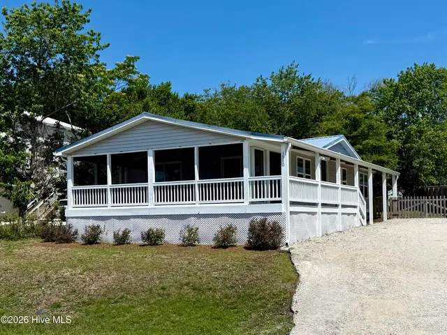 1510 Kings Landing Road, Hampstead, NC 28443
