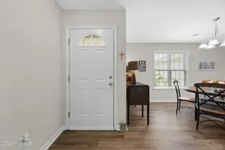 113 Rolling Meadow Drive, Richlands, NC 28574 — 3-bedroom home in Rolling Meadows, Richlands, NC, photo 8 of 46: 7_foyer