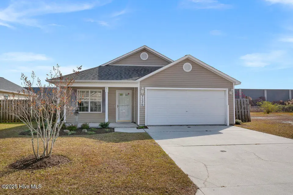 7226 Copperfield Court, Wilmington, NC 28411 – photo 1 of 35: 1