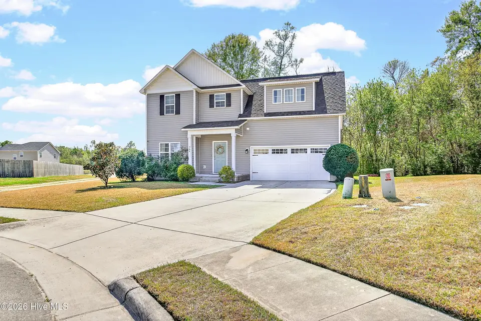 304 Maidstone Drive, Richlands, NC 28574 – photo 1 of 31: 01-2