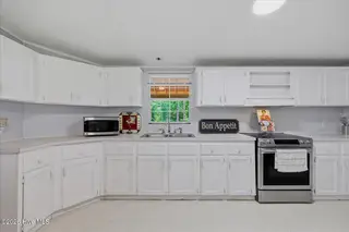 1223 Arvida Spur Road, Rocky Point, NC 28457 – photo 6