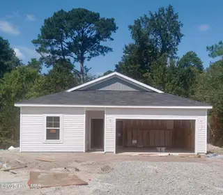 2004 Caracara Drive, New Bern, NC 28560 – photo 2: 2004 Caracara Drive