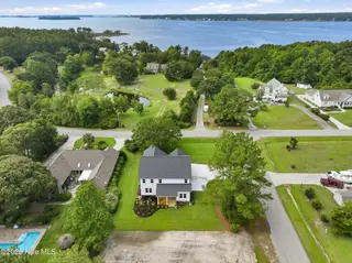 201 Silver Creek Landing Road, Swansboro, NC 28584 – photo 2: 22-web-or-mls-201 Silver Creek Landing 0