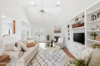 1336 S Moorings Drive, Wilmington, NC 28405 — 3-bedroom home in Landfall, Wilmington, NC, photo 16 of 78: 006_1336_south_mooring_drive-6_152