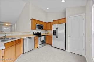110 Norine Drive, Holly Ridge, NC 28445 – photo 13: Kitchen
