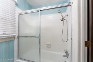 913 Robert E Lee Drive, Wilmington, NC 28412 – photo 20: bathroom-03a