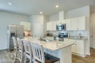 173 N Squires Run Lane, Richlands, NC 28574 – photo 10: 178 N. Squires - Interior - Edited_5