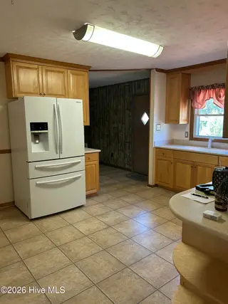 700 Oakwood Avenue, Jacksonville, NC 28546 – photo 5