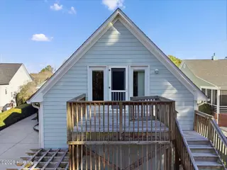 504 Bayfield Drive, Wilmington, NC 28411 – photo 23: 04-DJI_20251231135357_0104_D-Edit