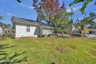 1812 Nun Street, Wilmington, NC 28403 – photo 14: Fully Fenced Yard