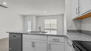 3404 Sedge Drive 4, Winterville, NC 28590 – photo 17: 36-custom-LHV_7335