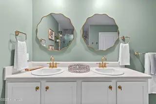 312 Cleat Drive, Surf City, NC 28445 – photo 21: 33_bathroom