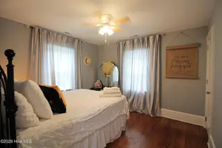 400 E 11th Street, Washington, NC 27889 – photo 14: Bedroom 1