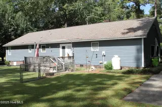 530 Woodfield Road, Whiteville, NC 28472 – photo 3: Back