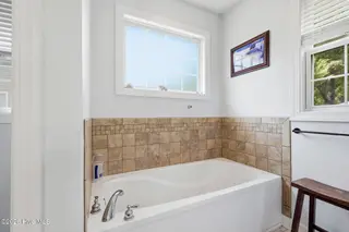 3531 White Drive, Morehead City, NC 28557 – photo 23: Primary bathroom