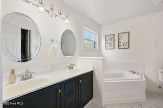 4617 Pine Hollow Drive, Wilmington, NC 28412 – photo 18: 19_img_0451