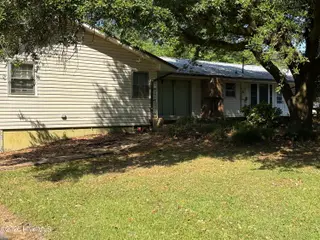 32 Dogwood Lane, Whiteville, NC 28472 – photo 10: Side of home