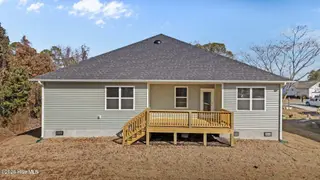 811 Pelican Drive, New Bern, NC 28560 – photo 16: House Back