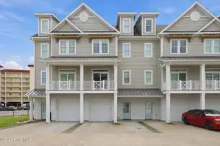 200 Olde Towne Yacht Club Drive Unit 7, Beaufort, NC 28516 – photo 1: Unit 7 front door