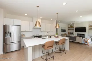 140 Surry Circle Drive S, Pinehurst, NC 28374 – photo 8: kitchen3