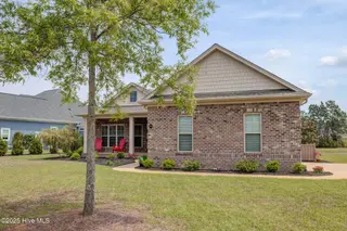 8560 Oak Abbey Trail NE, Leland, NC 28451 — 2-bedroom home in Compass Pointe, Leland, NC, photo 2 of 52: 8560OakAbbveyTrailNE-3