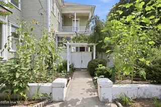 401 N Market Street, Washington, NC 27889 – photo 7: 16-web-or-mls-IMG_0005-(1)_edit