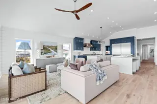 317 S Lumina Avenue, Wrightsville Beach, NC 28480 – photo 13: 317 S Lumina Ave (14)