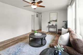 706 Seminole Trail, Jacksonville, NC 28540 – photo 10: IMG_1672