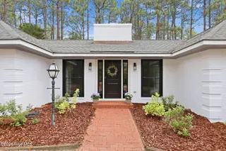 355 Serpentine Drive, Southern Pines, NC 28387 – photo 10: 49-web-or-mls-IMG_2089
