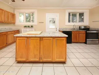 506 W Church Street, Elizabeth City, NC 27909 – photo 15: 4G8A6290