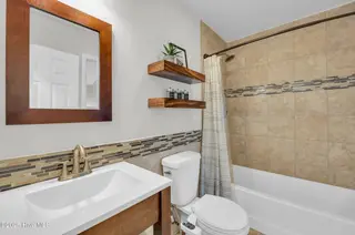 207 Saint Luke Court, Wilmington, NC 28409 — 2-bedroom waterfront townhome in Caneel Cove, Wilmington, NC, photo 12 of 34: 207 st luke ct -00019