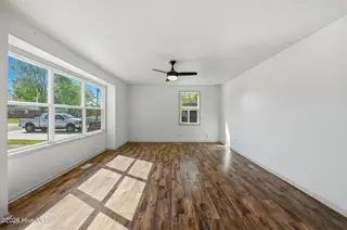 721 Vernon Drive, Jacksonville, NC 28540 – photo 8: 7_721_vernon_dr_007