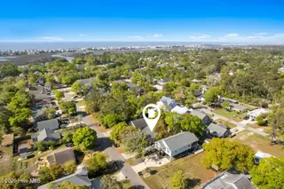 121 NW 19th Street, Oak Island, NC 28465 – photo 5: tempImagecRXxBG