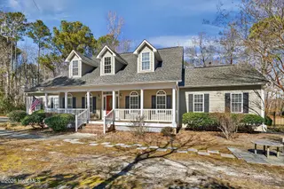 136 S Belvedere Drive, Hampstead, NC 28443 – photo 4: 136SBelvedereDrive-3