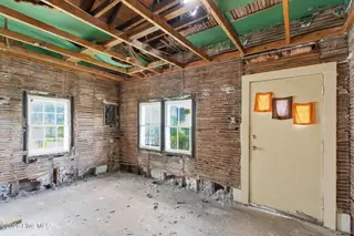 618 S 11th Street, Wilmington, NC 28401 – photo 6: 11-web-or-mls-DSC02954